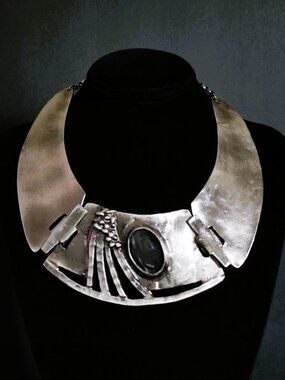 VTG 1980s Brutalist Handmade Hammered Triple Panel Bib Collar Necklace Heavy 170